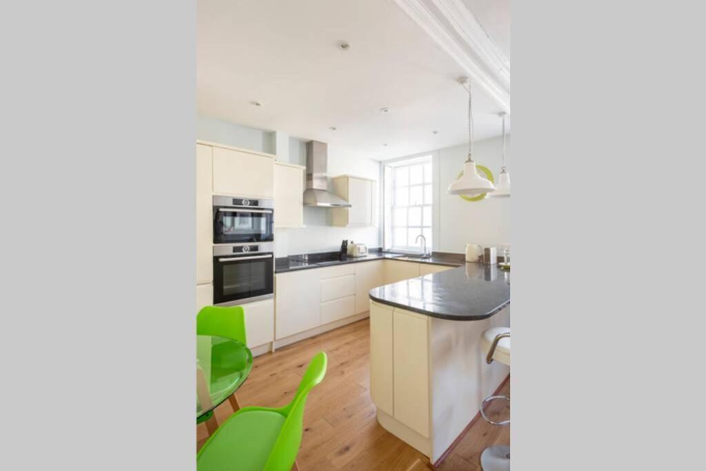 Beautiful Apartment, incredible central location Bath Extérieur photo