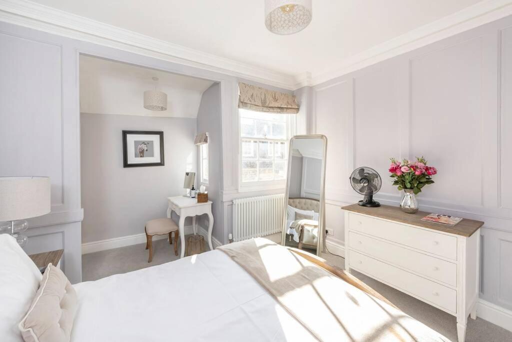 Beautiful Apartment, incredible central location Bath Extérieur photo